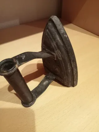 Plancha antigua de hierro