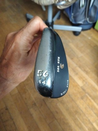 Sand Wedges Cleveland RTX 56° Rotex Face