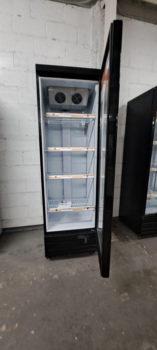 Nevera Expositora Bebidas Nueva