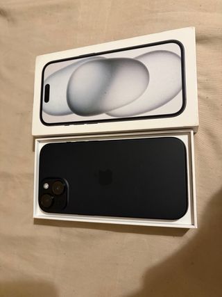 iPhone 15 128GB Negro Pantalla Rota