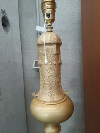 Lámpara de pie estilo francés