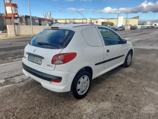 Peugeot 206+ comercial año 2010 solo 69.000kms!!