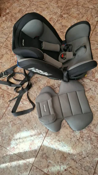 Silla de coche Xomax Autoplay con Autofit