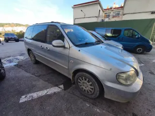 KIA Carnival 2002