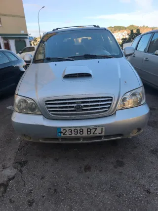 KIA Carnival 2002