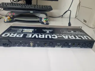 Behringer Ultracurve Pro DEQ2496