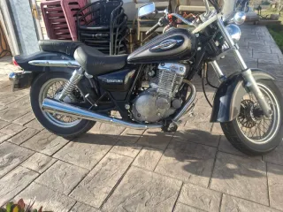 Moto Custom Suzuki marauder 250