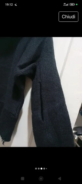 Maglione particolare nero L ma veste una M