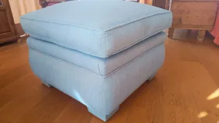 Puff grande de tela azul