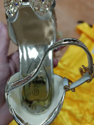 Disfraz Bella con Zapatos y Corona