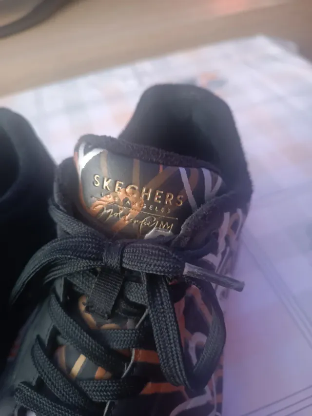 Zapatillas Skechers Negras Multicolor