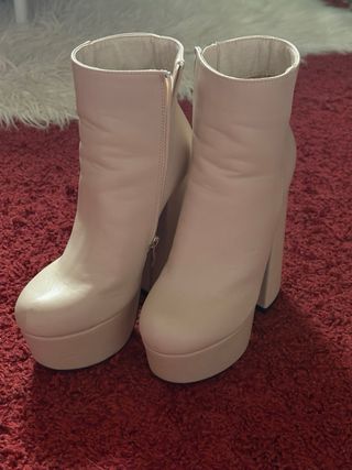 Botas Beige Tacón Plataforma Usadas 1 Vez