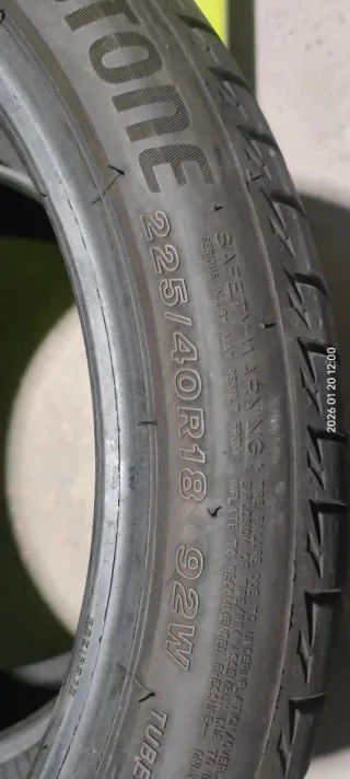 Bridgestone 225/40 R18 92W Neumático