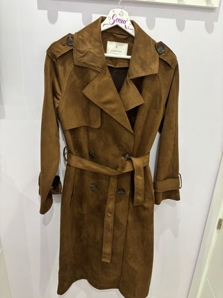 Gabardina Stradivarius Marrón Talla XS