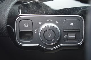 Mercedes-Benz CLASE A A 250 e + Paq. Advantage