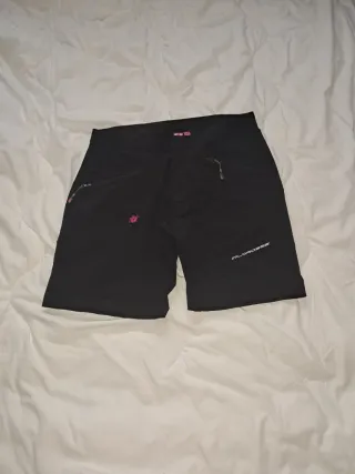 Pantalones cortos Wildroses negros