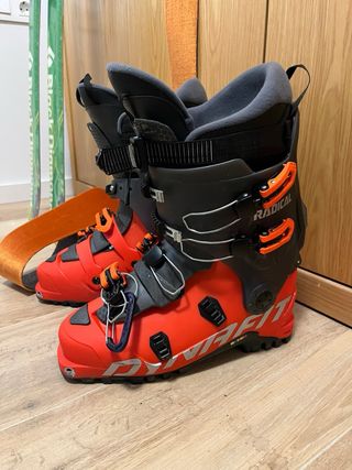 Skimo Black Diamond y Botas Dynafit 44