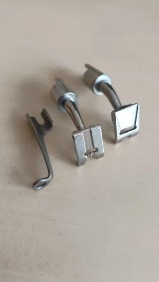 Juego de 3 Prensatelas REFREY 427