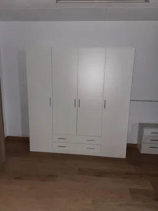 Canapé de madera y tela