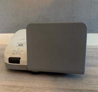 Proyector NEC Ultra Corto Casi Nuevo