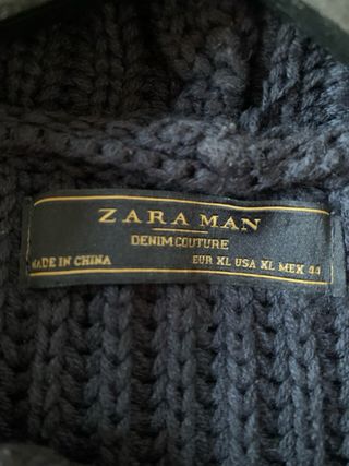 Trenka Zara de punto azul