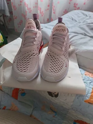 Nike Air Max 270 Talla 38 Nuevas