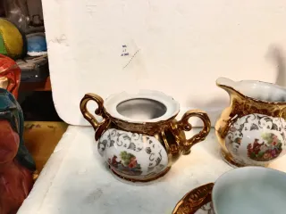 Servizio tazzine caffè porcellana oro decorato