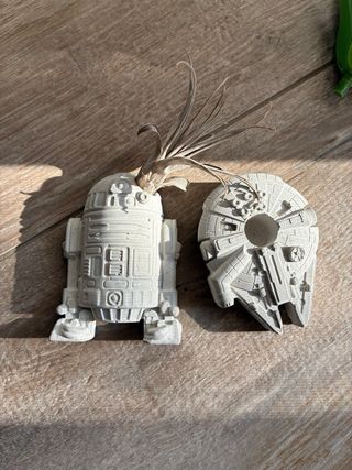 Vasi Air Plant Star Wars R2D2 Millennium Falcon