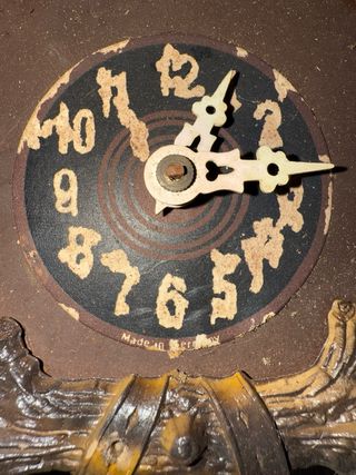 Reloj de cuco decorativo