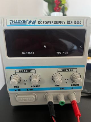Fuente de Alimentación DC THAOXIN IN-1505D