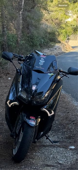 YAMAHA T-MAX 530