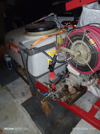 Pulverizador 500L con 70m de manguera