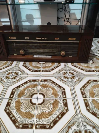 Radio Antiguo Madera