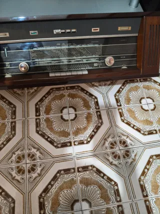 Radio Antiguo Madera