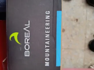 Botas de montaña Boreal