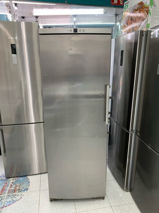 Congelador Vertical 1.85m con garantia