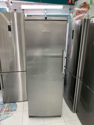 Congelador Vertical 1.85m con garantia