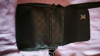 Borsa Louis Vuitton nera da uomo