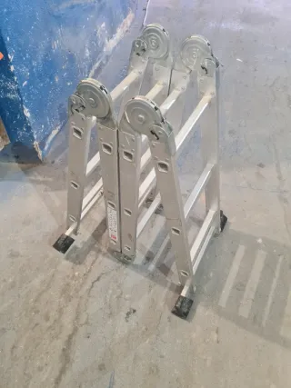 Escalera multiusos AL900D Gierre