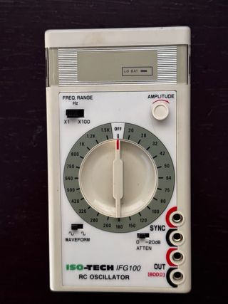 3 Instrumentos :   Fluke + ISO-TECH + Belkin