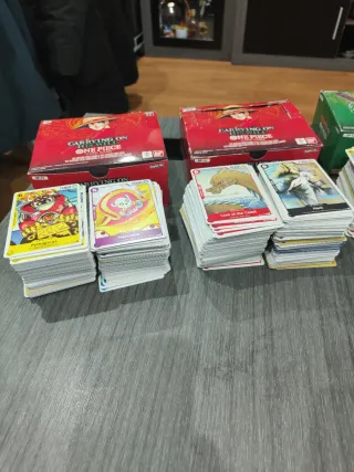 One Piece: Lote Cartas y Figuras