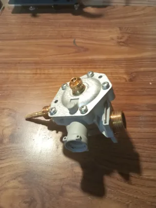 Cuerpo de válvula, Calentador NECKAR