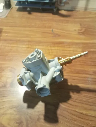 Cuerpo de válvula, Calentador NECKAR