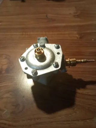 Cuerpo de válvula, Calentador NECKAR