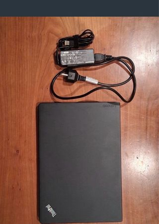Portátil Lenovo ThinkPad Negro