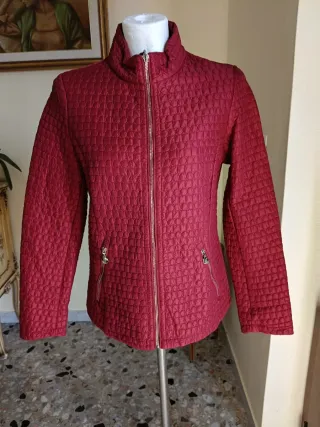 Giubbino donna primaverile rosso