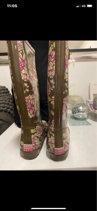Botas de agua Gioseppo florales talla 37