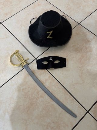 Set Zorro Carnevale Cappello Maschera Spada