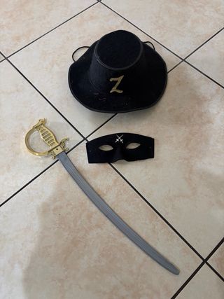 Set Zorro Carnevale Cappello Maschera Spada