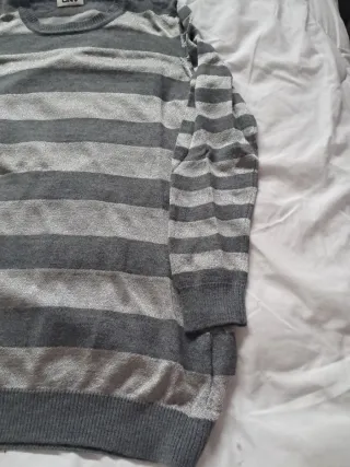 Jersey Rayas Gris y Plateado Daneva